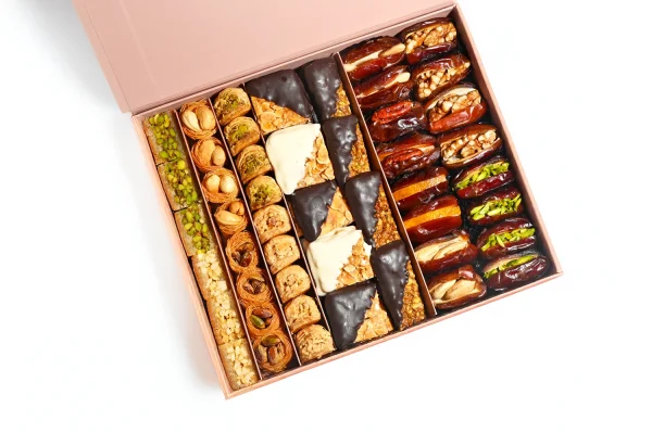 WG BAKLAWA-CROCONTE-DATES KHODRI STFD MAGNET GIFT BOX LG