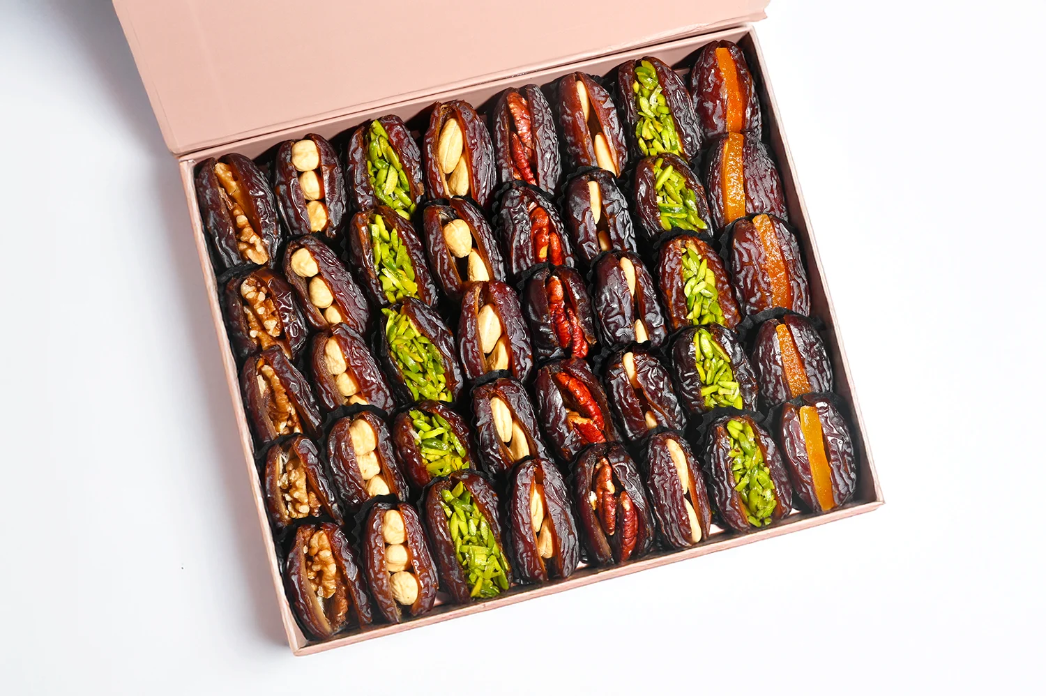 MAJDOOL DATES STFD W/NUTS MAGNET GIFT BOX LG